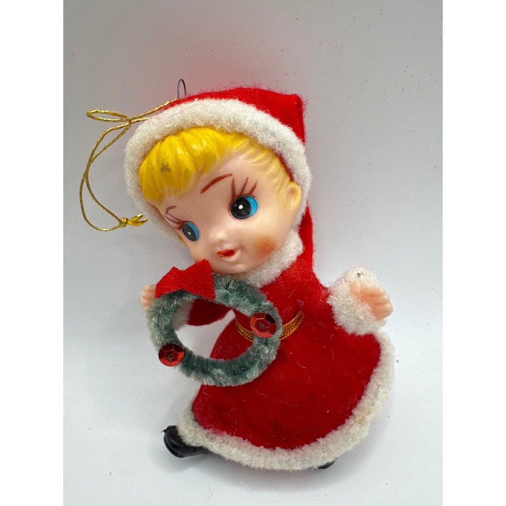 Vintage Mid Century Christmas Girl Ornament Red Felt Wreath 4 Inch 0159